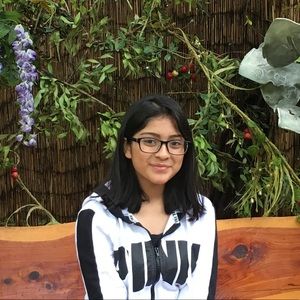 Meet your Posher, Mia